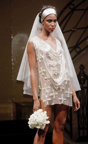 gianni versace hochzeitskleid naomi campbell|atelier versace dresses.